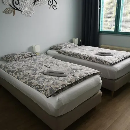 Marivas, 2 Bedroom Apt, Free Parking & Wifi Pori Exterior photo
