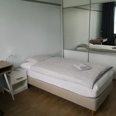 Marivas, 2 Bedroom Apt, Free Parking & Wifi Pori Exterior photo